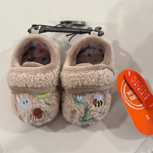 NWT Baby Slippers